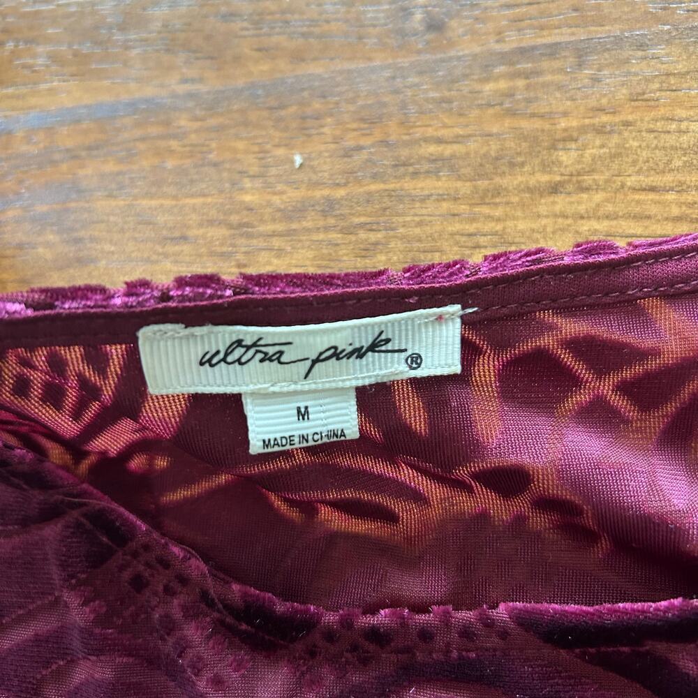 Ultra Pink Boho Velvet Tunic Top – Bell Sleeves in Deep Burgundy size M - Picture 3 of 9